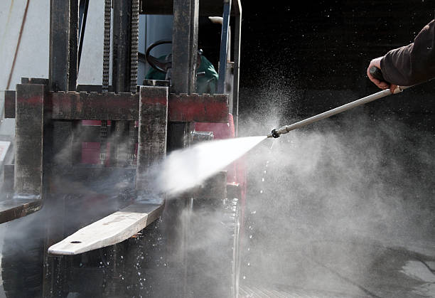 Best Deck Pressure Washing  in Astia, OR